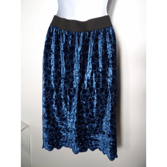 Comme Ca Ism Sz 9 Medium Velvet Skirt Blue Velvet Eyelet Cutout Elastic Stretch - Picture 16 of 16